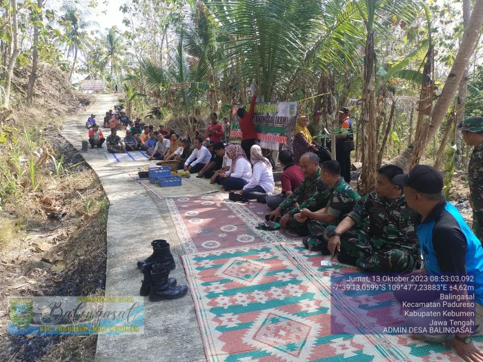 Peletakan Batu Pertama Kegiatan Karya Bakti Manunggal Bersama TNI:  01